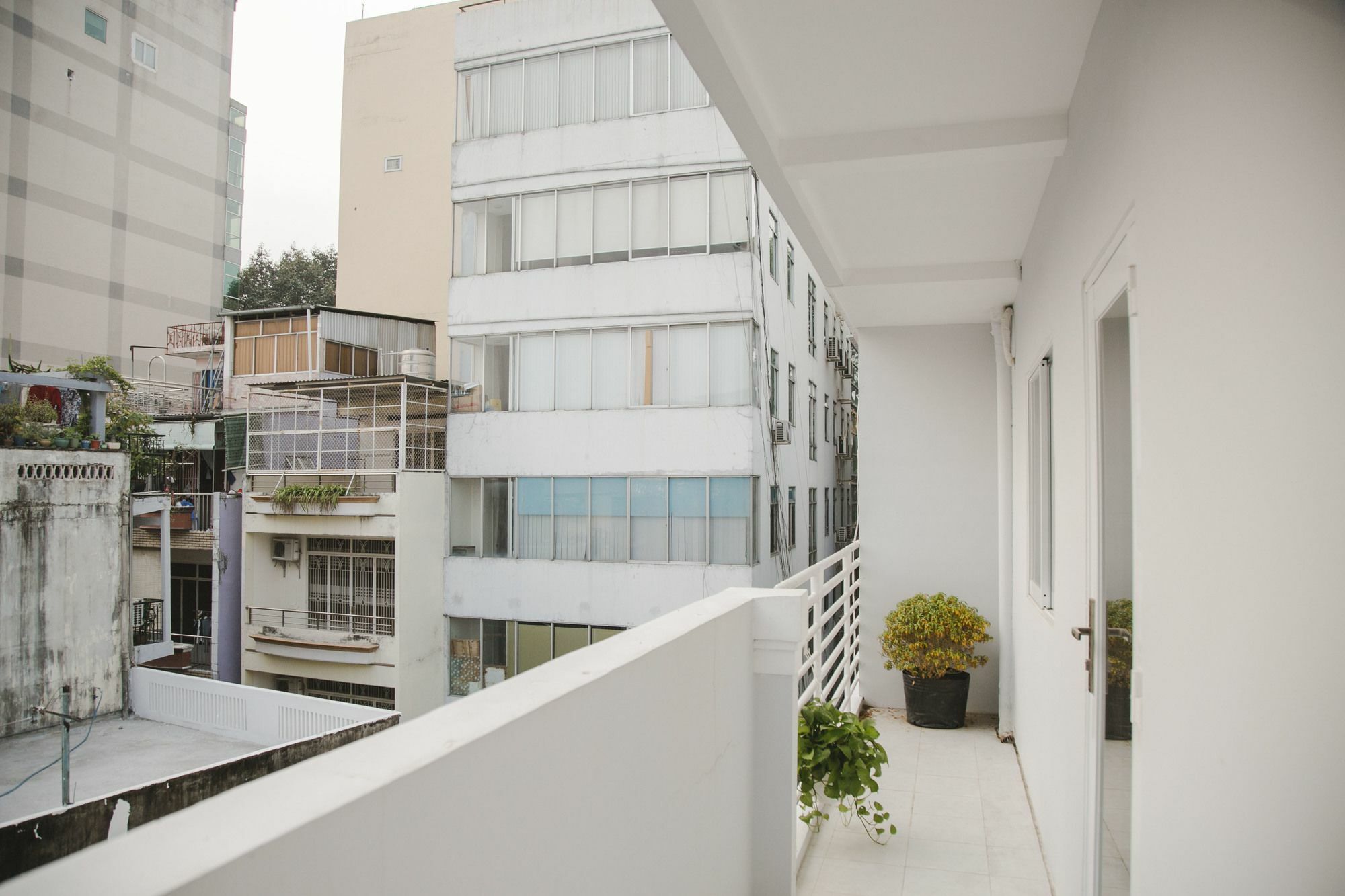 White Home Ho Chi Minh City Exterior photo